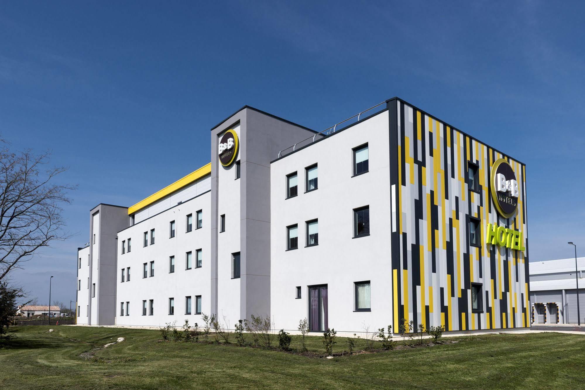 B&B Hotel Niort Marais Poitevin Est Екстериор снимка